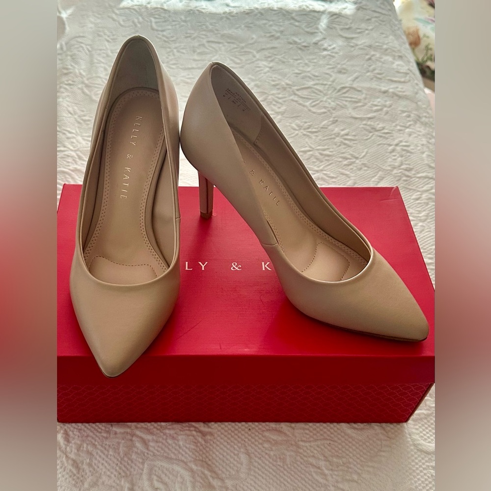 SOLD - Kelly & Katie Cream Heels Elegant Pointed-Toe Pumps